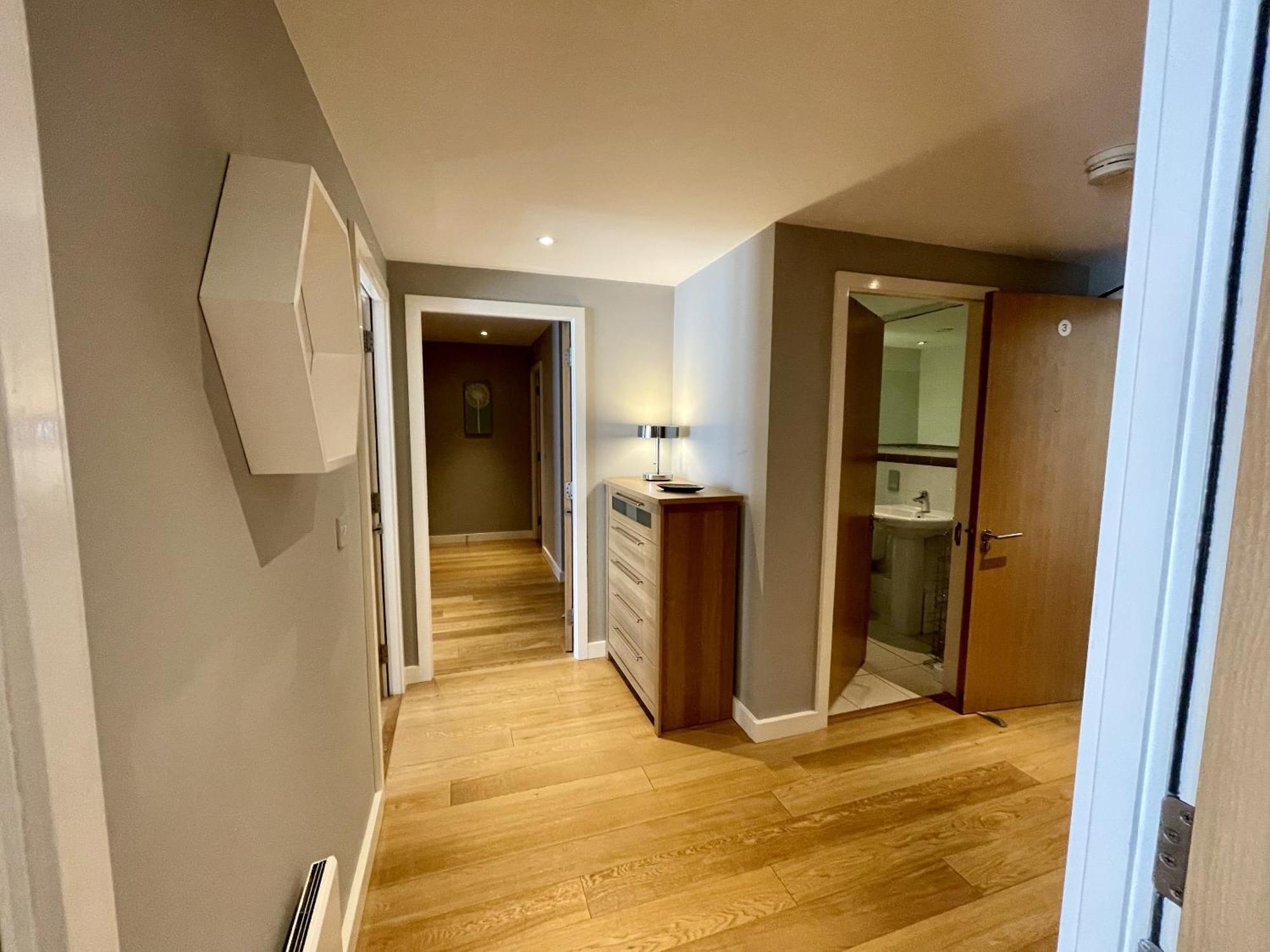 Stunning 2-Bed Town Centre Apartment - Hosted By Hutch Lifestyle Leamington Exteriér fotografie